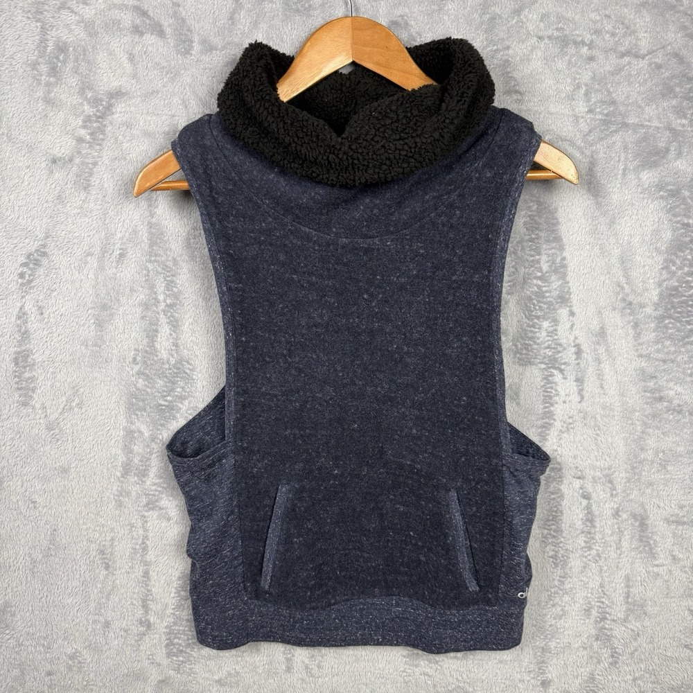 ALO Yoga Winter Frost Vest Womens Large Heather Gray Fleece Lined Cowl Neck